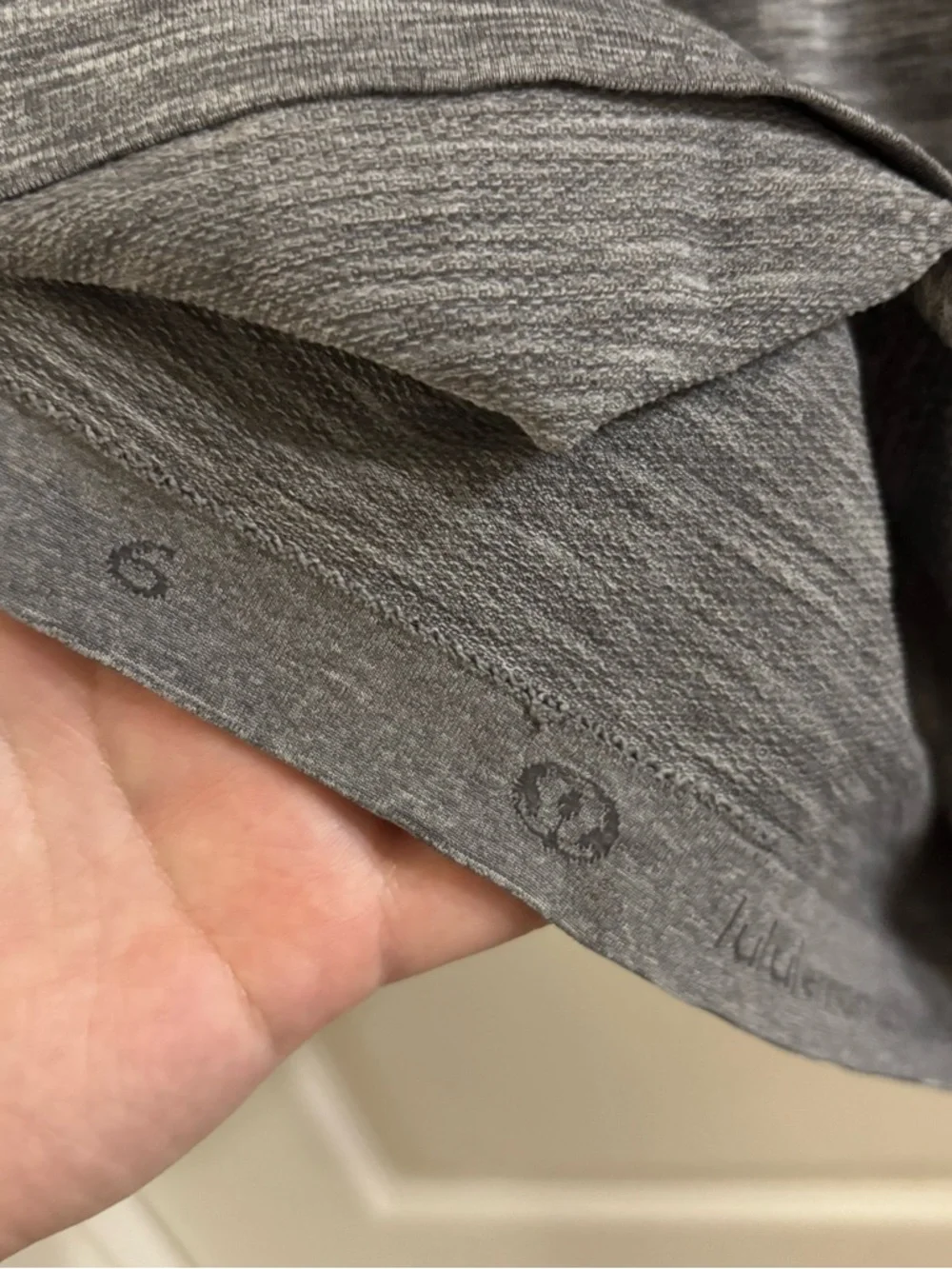 lululemon athletica Women's Long Sleeve Crew - Heather Gray